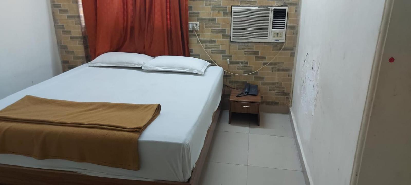 Glitz Hotels Sai Guest House - Nr Inorbit Mall Vashi Navi Mumbai Esterno foto