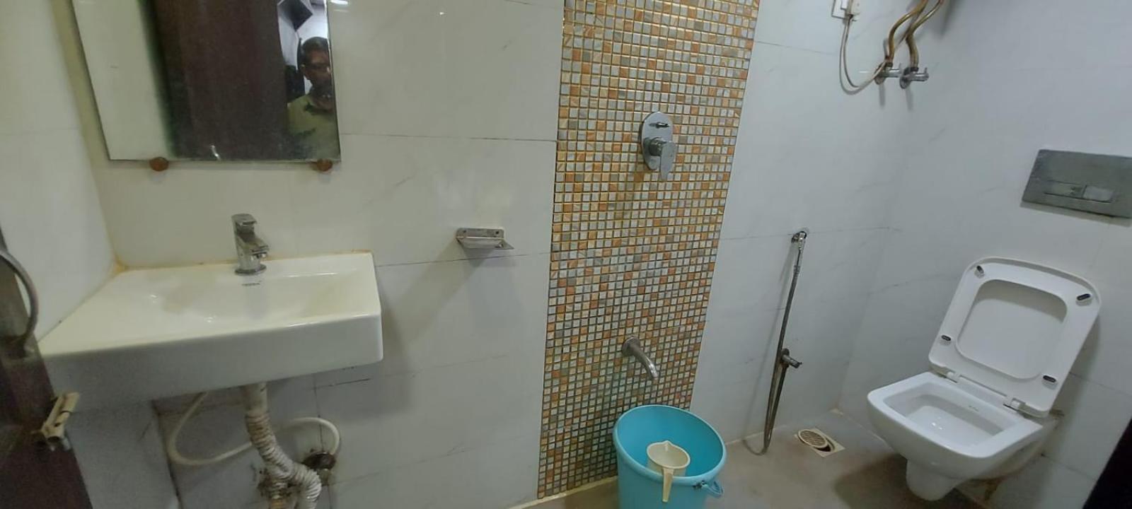 Glitz Hotels Sai Guest House - Nr Inorbit Mall Vashi Navi Mumbai Esterno foto