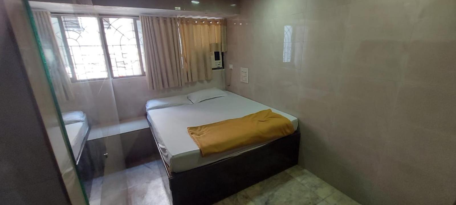 Glitz Hotels Sai Guest House - Nr Inorbit Mall Vashi Navi Mumbai Esterno foto