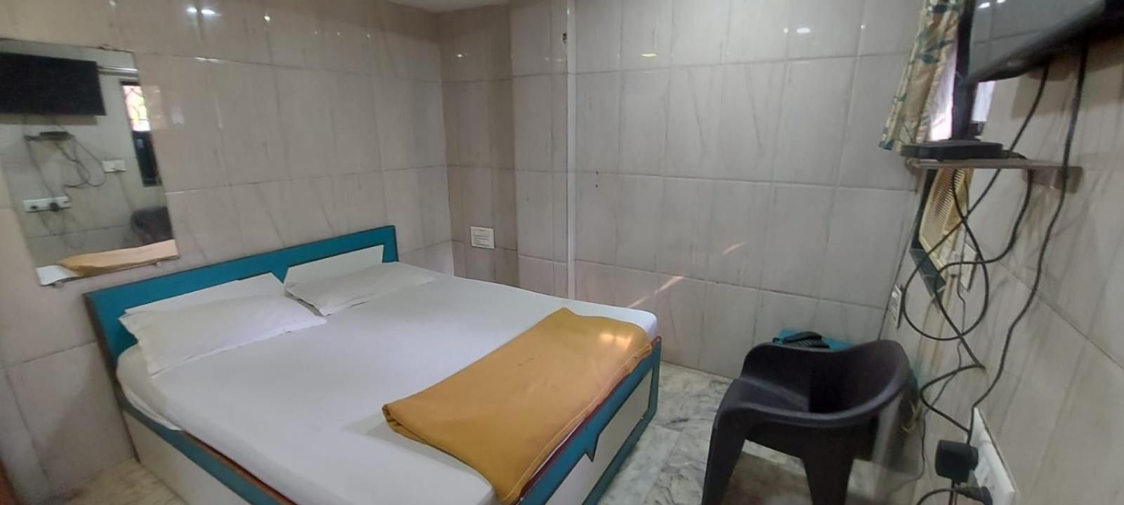 Glitz Hotels Sai Guest House - Nr Inorbit Mall Vashi Navi Mumbai Esterno foto